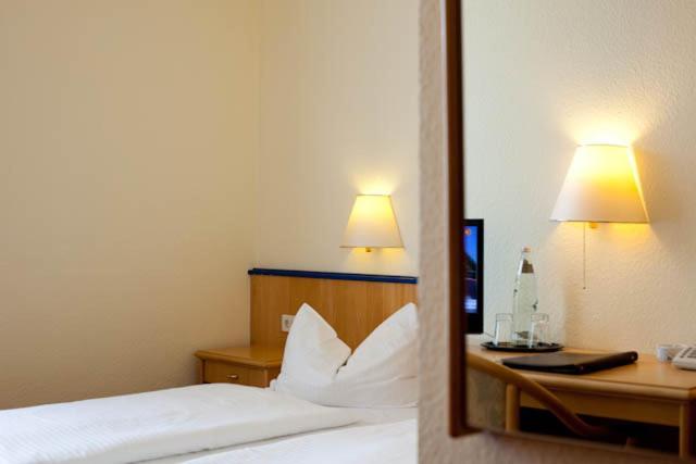 Sporthotel Malchow Hotel Garni Hp Ist Moeglich Экстерьер фото